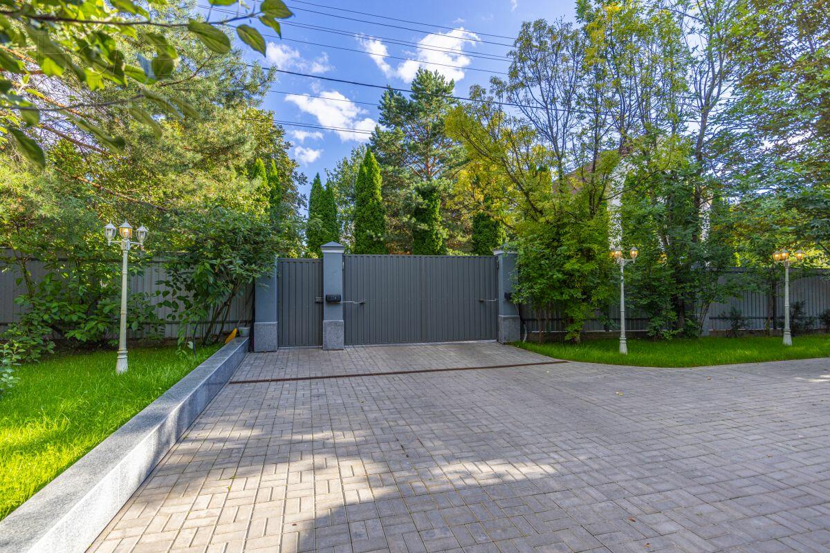 2-этажный коттедж 443 м² с отделкой