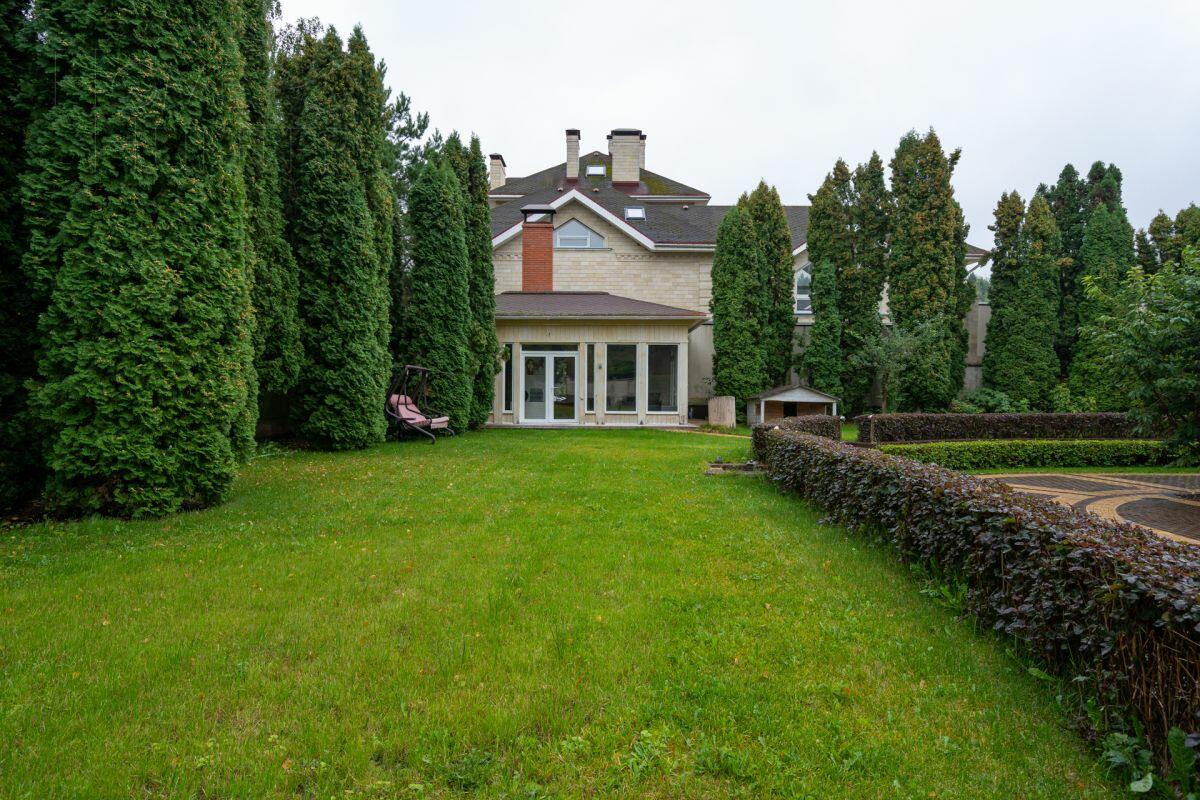 2-этажный коттедж 1 087 м² с отделкой