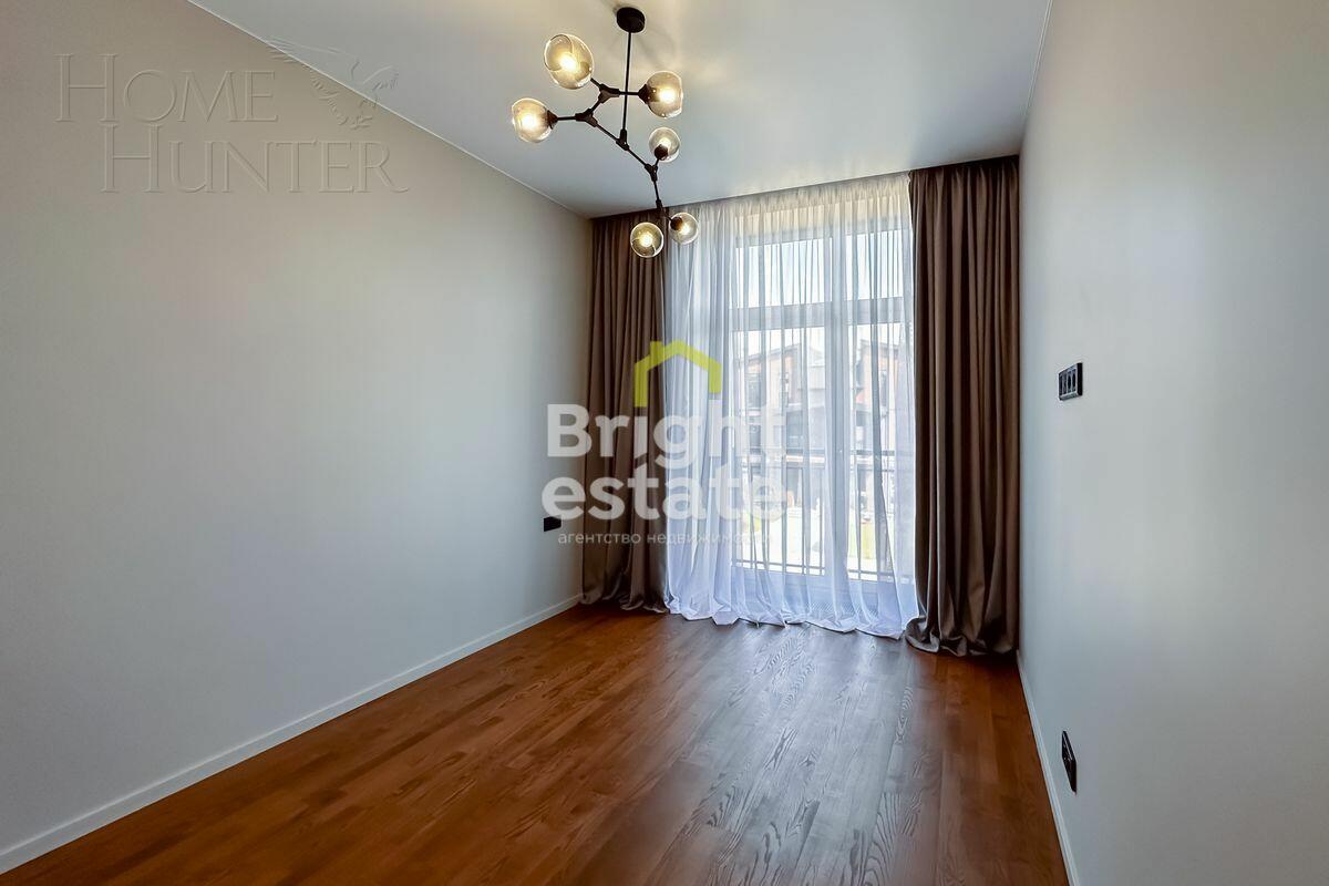 3-этажный таунхаус 112 м² с отделкой