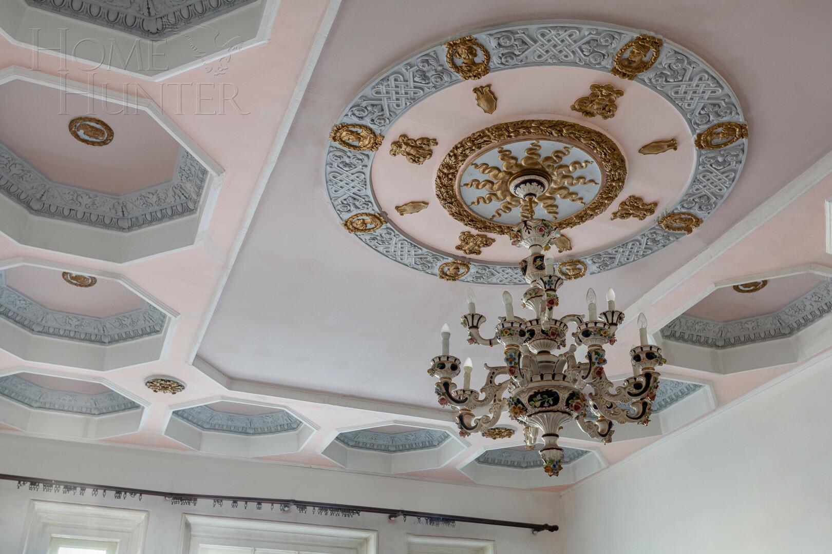 6-КОМН. КВАРТИРА С ОТДЕЛКОЙ 247.7 М² НА 4 ЭТАЖЕ