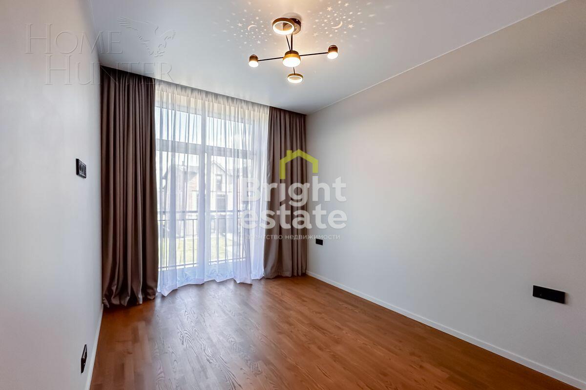 3-этажный таунхаус 112 м² с отделкой