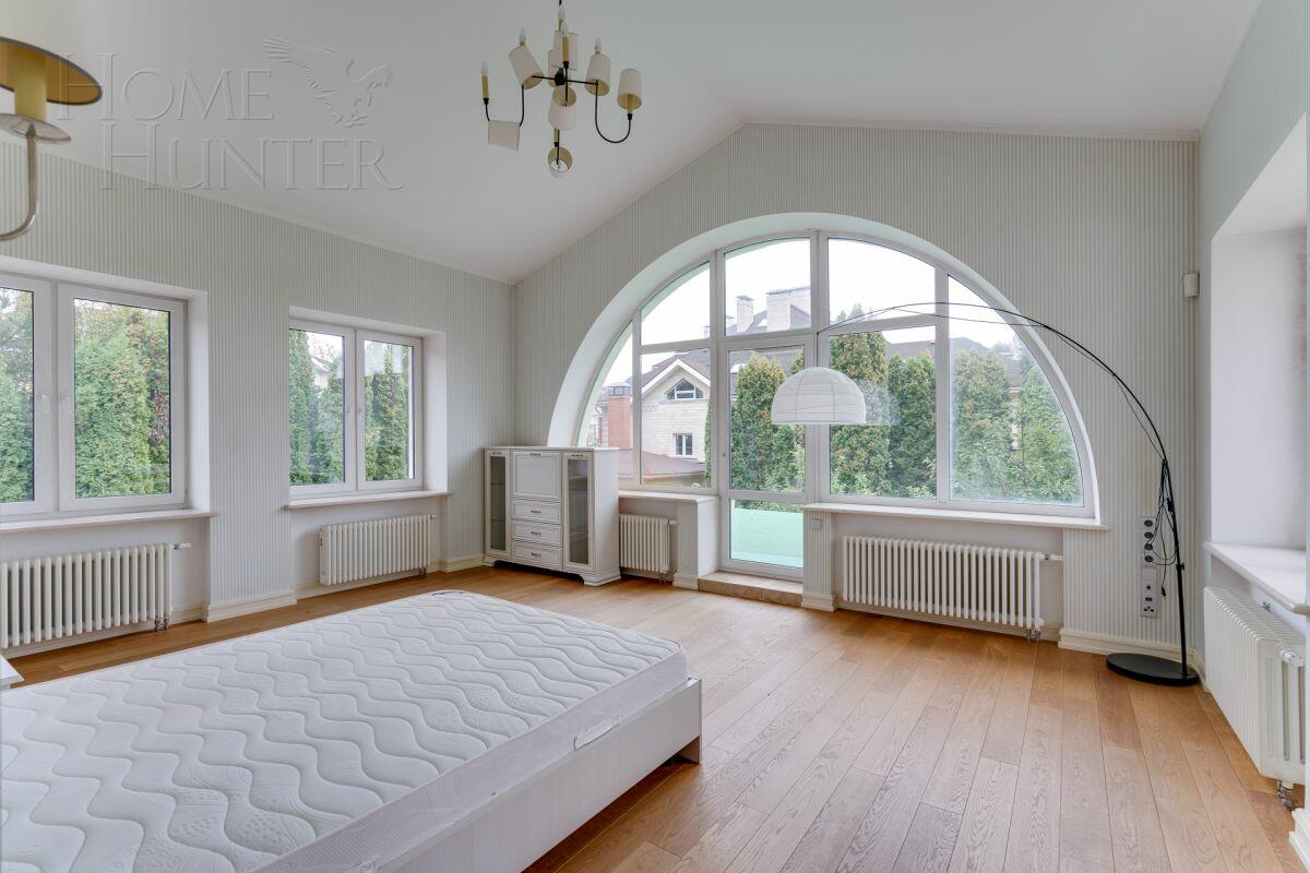 2-этажный коттедж 1 087 м² с отделкой