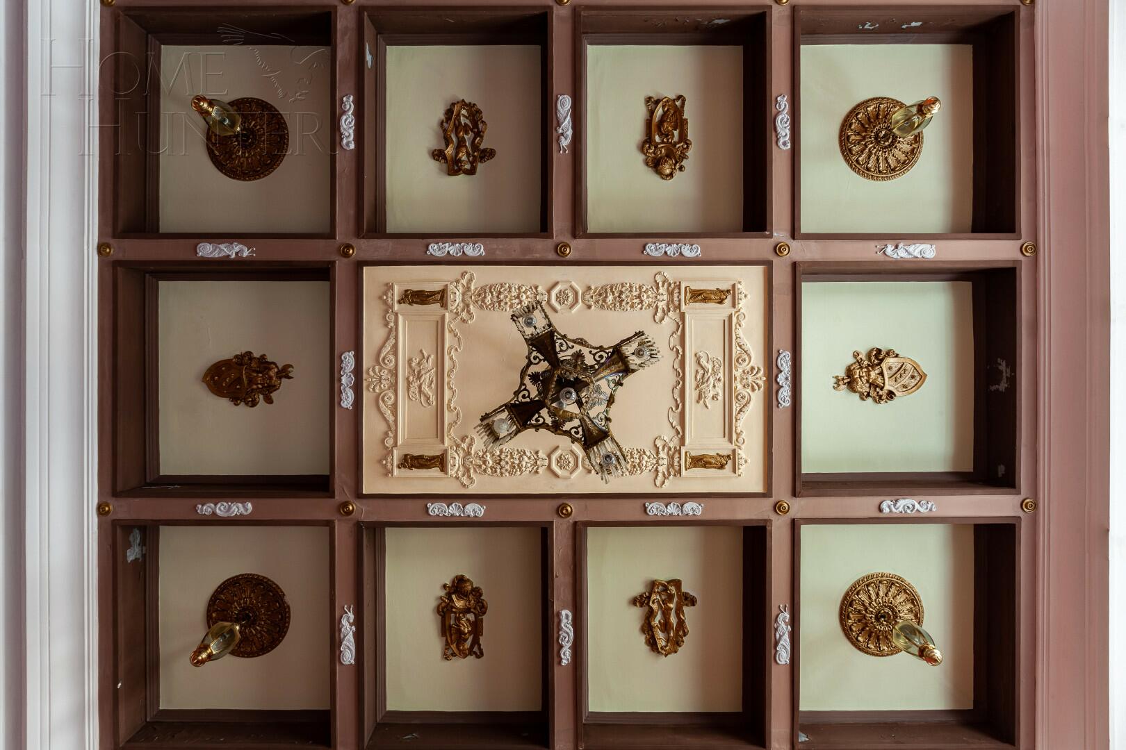 6-КОМН. КВАРТИРА С ОТДЕЛКОЙ 247.7 М² НА 4 ЭТАЖЕ