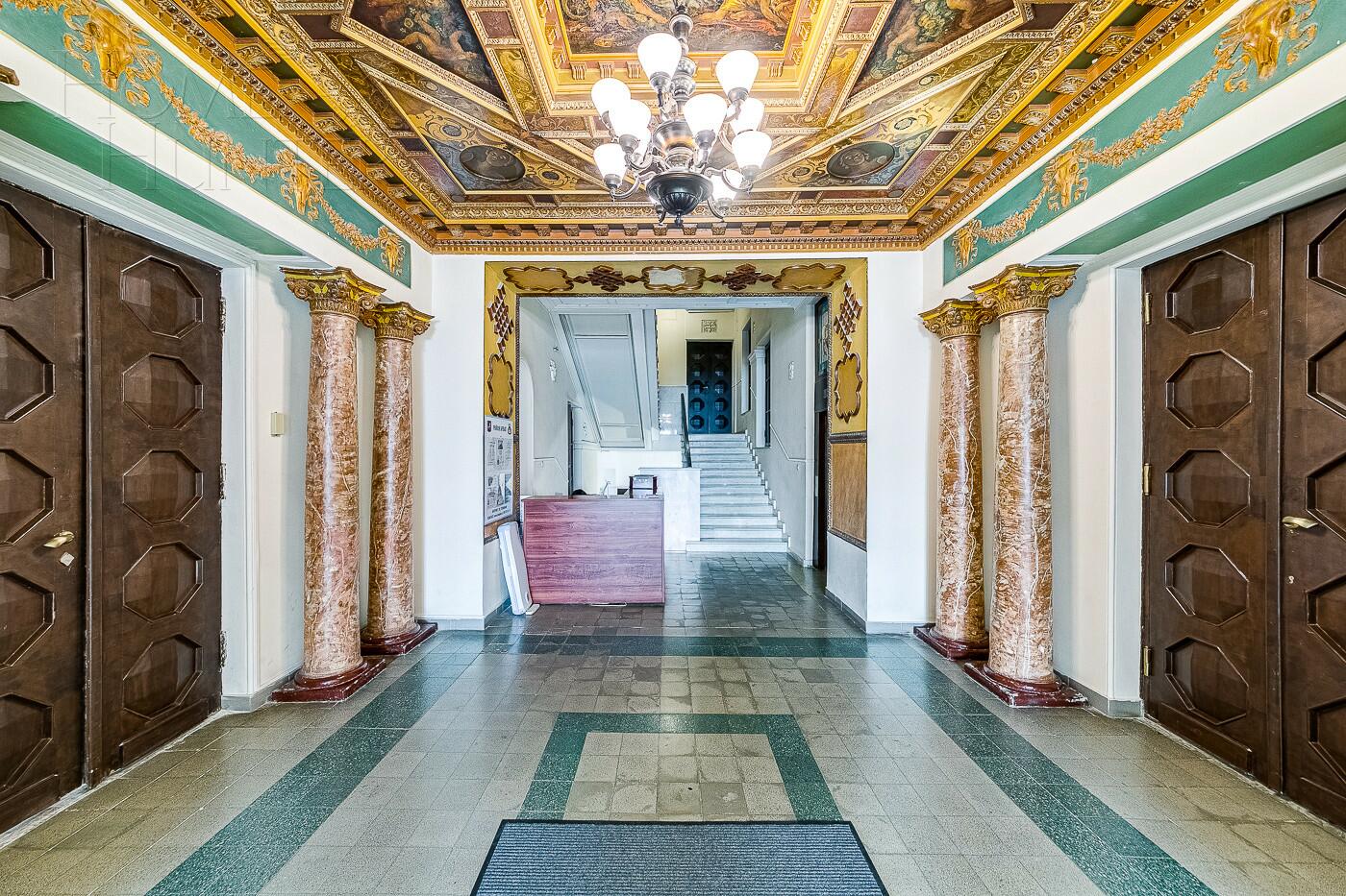 6-КОМН. КВАРТИРА С ОТДЕЛКОЙ 247.7 М² НА 4 ЭТАЖЕ