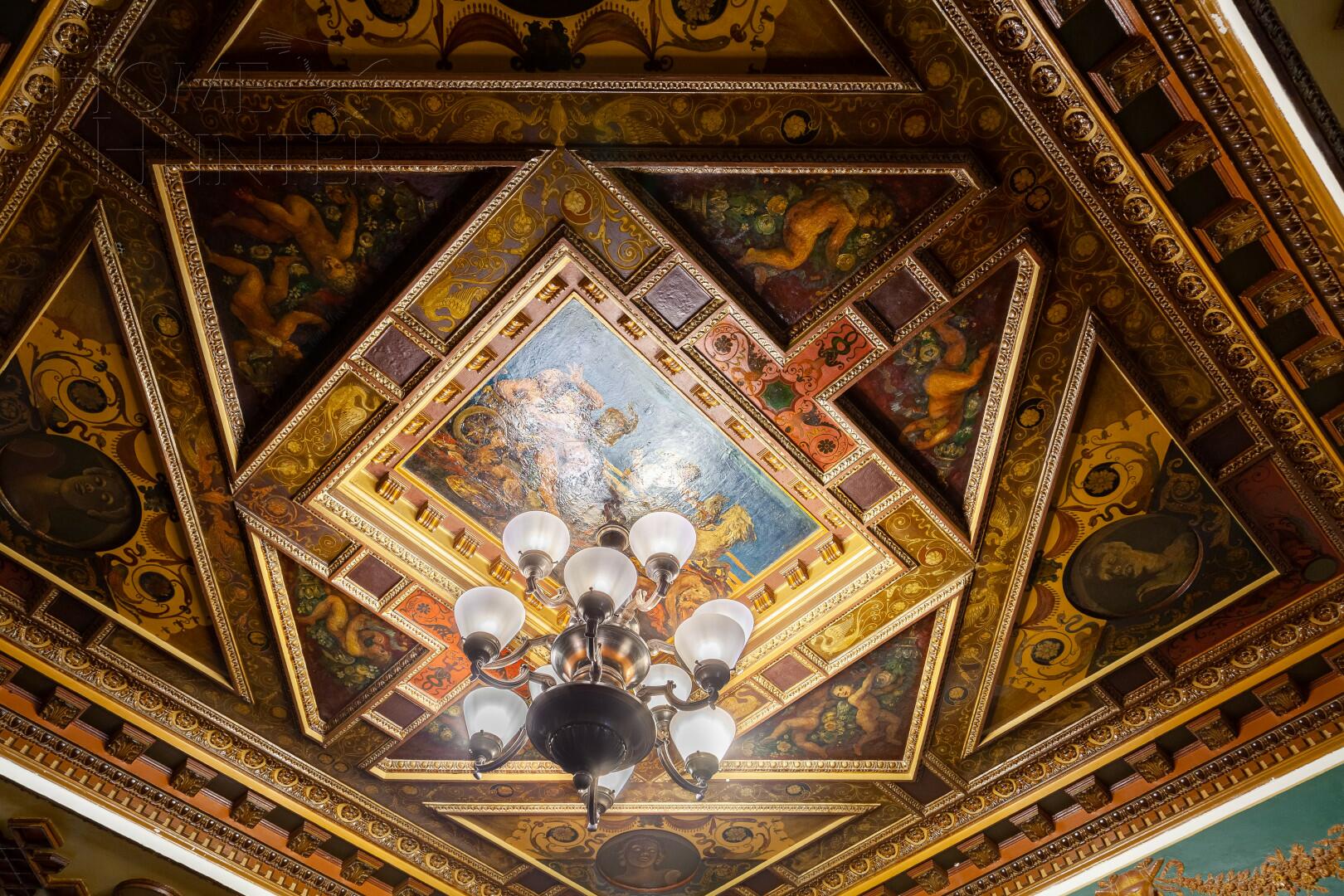 6-КОМН. КВАРТИРА С ОТДЕЛКОЙ 247.7 М² НА 4 ЭТАЖЕ