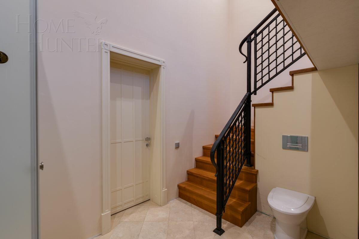 2-этажный коттедж 1 087 м² с отделкой