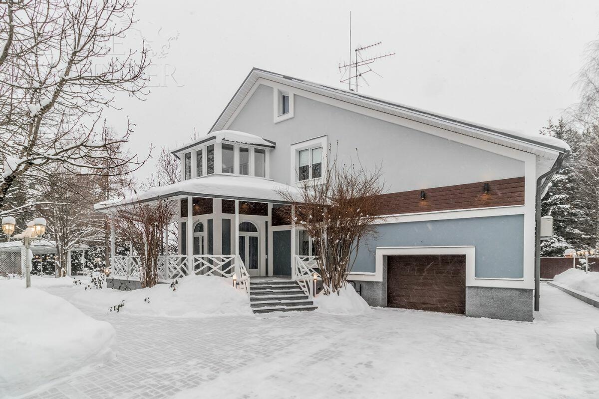 2-этажный коттедж 443 м² с отделкой