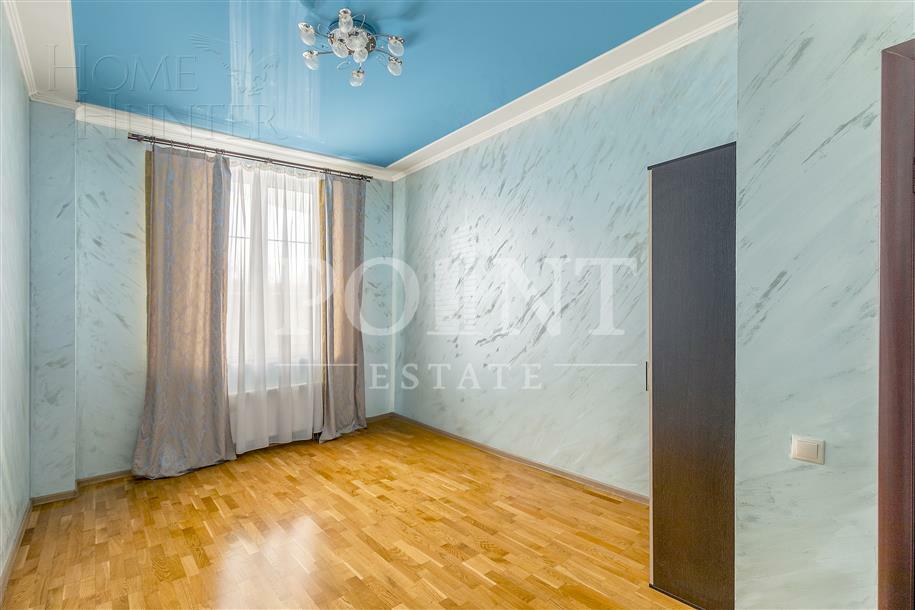 4-КОМН. КВАРТИРА С ОТДЕЛКОЙ 190 М² НА 1 ЭТАЖЕ