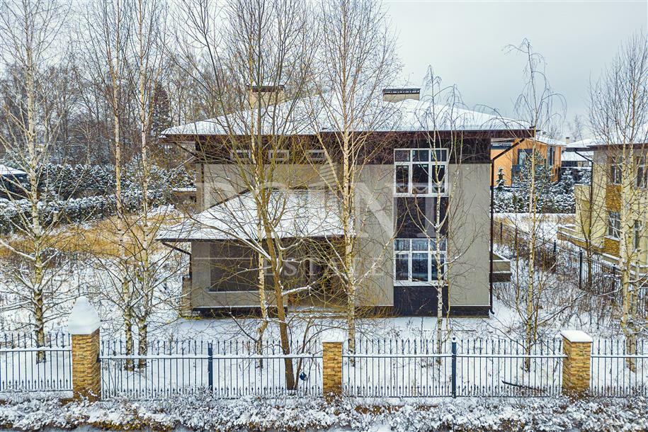 2-этажный коттедж 270 м² без отделки