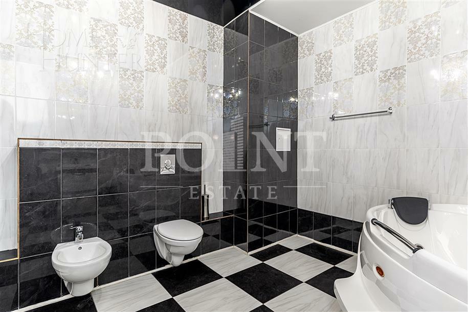 4-КОМН. КВАРТИРА С ОТДЕЛКОЙ 190 М² НА 1 ЭТАЖЕ