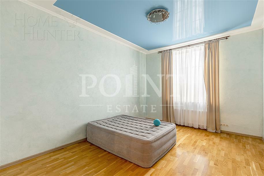 4-КОМН. КВАРТИРА С ОТДЕЛКОЙ 190 М² НА 1 ЭТАЖЕ