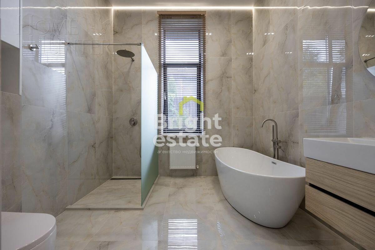 1-этажный коттедж 165 м² с отделкой