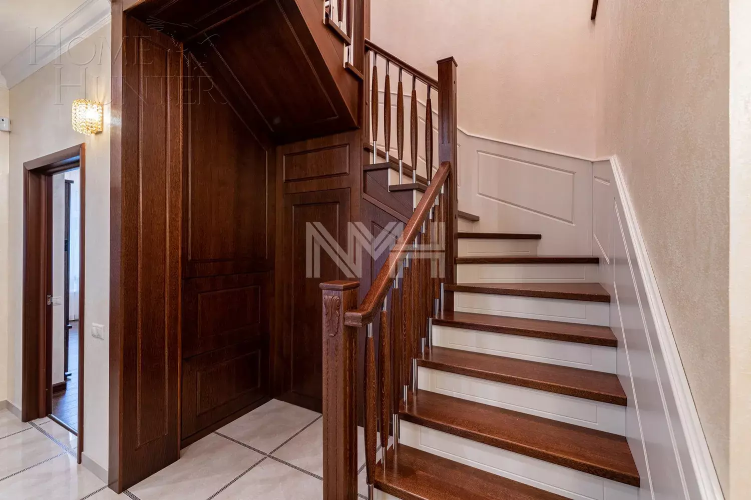 2-этажный коттедж 305.6 м² с отделкой