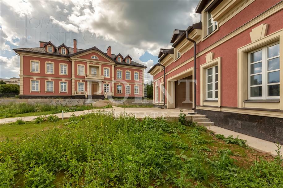 2-этажный коттедж 2 000 м² без отделки