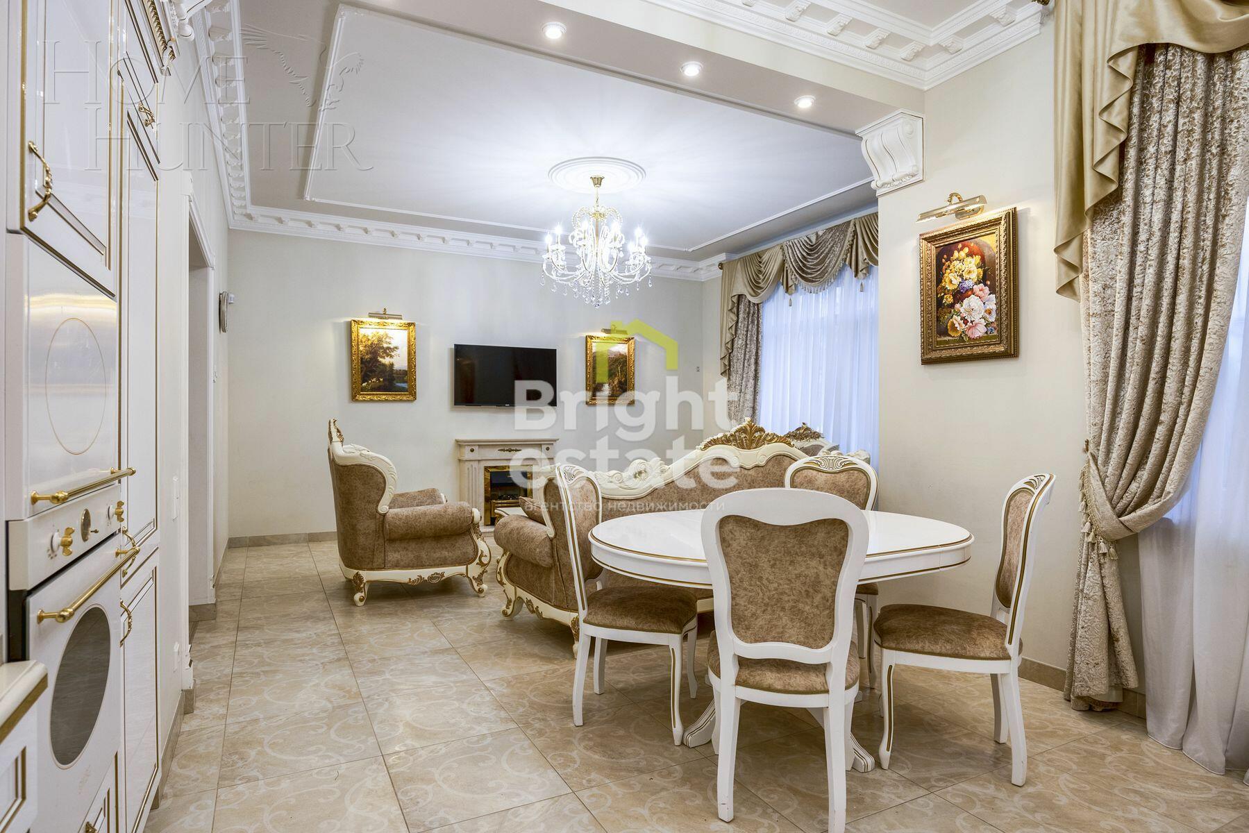 3-этажный таунхаус 240 м² с отделкой