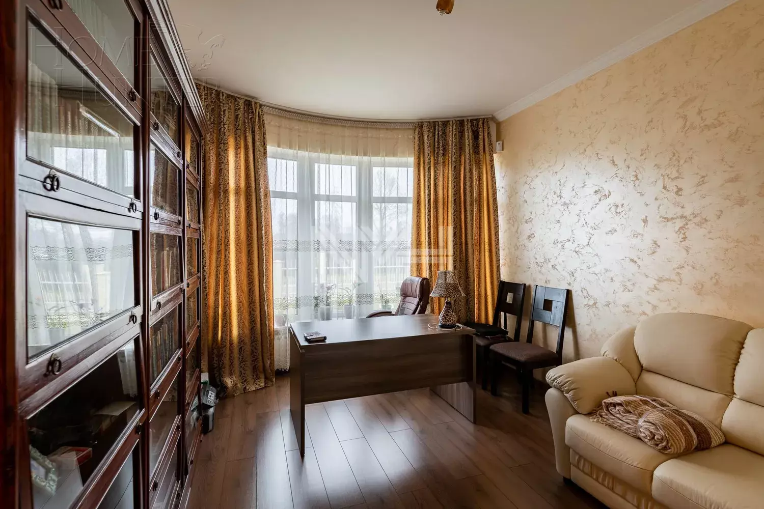 2-этажный коттедж 305.6 м² с отделкой