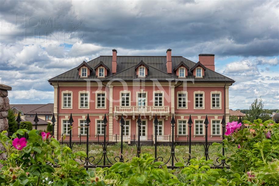 2-этажный коттедж 2 000 м² без отделки