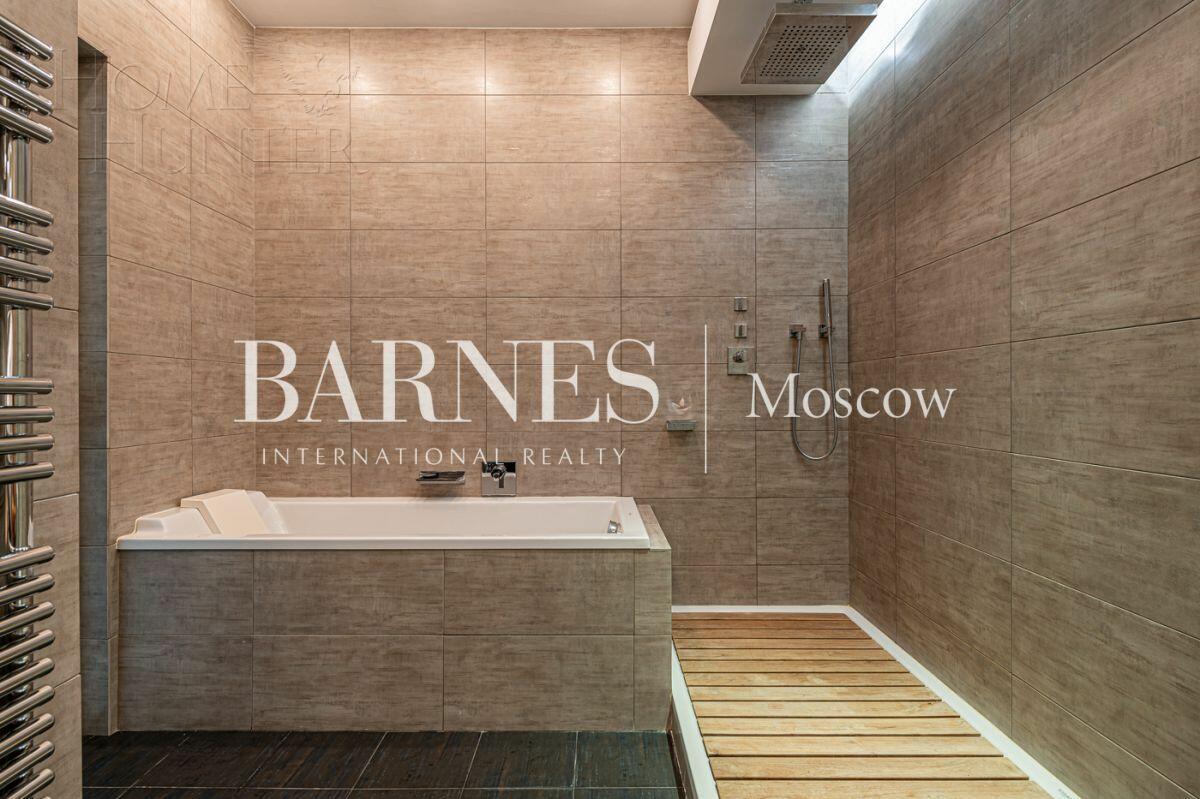 3-КОМН. КВАРТИРА С ОТДЕЛКОЙ 137.6 М² НА 25 ЭТАЖЕ