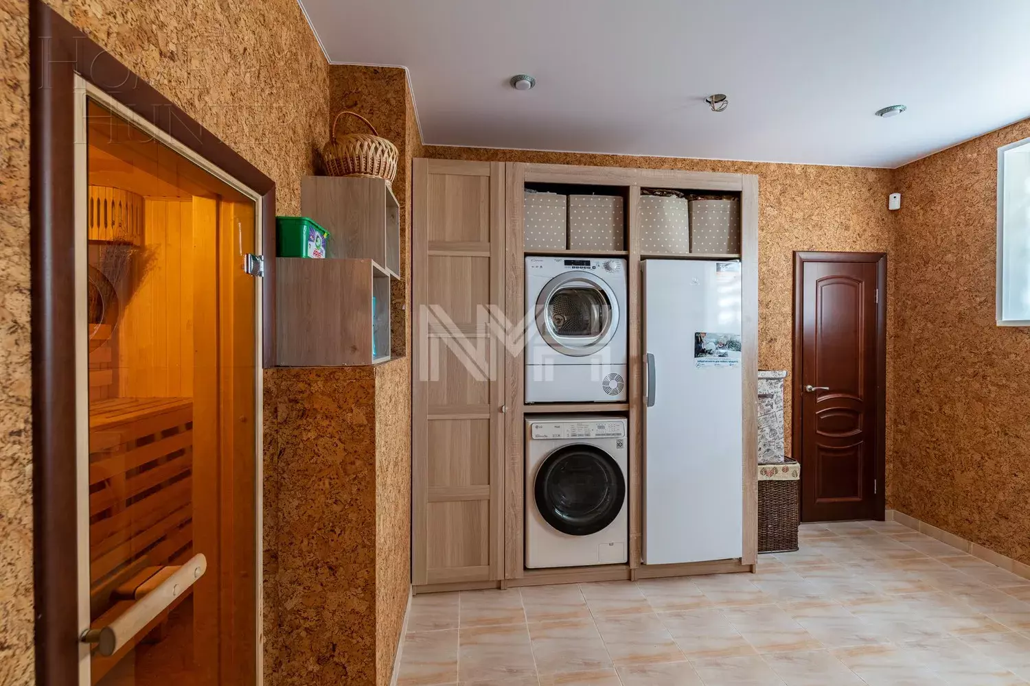 2-этажный коттедж 305.6 м² с отделкой