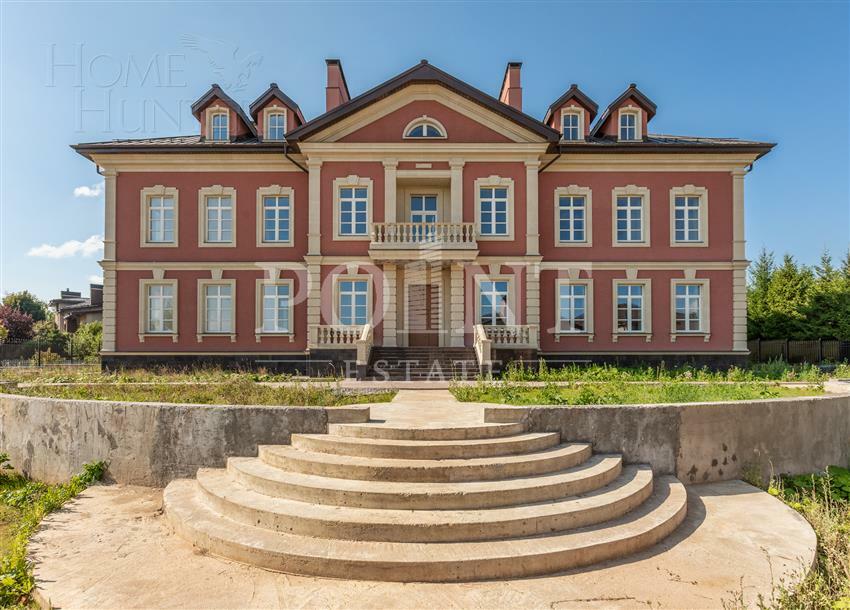 2-этажный коттедж 2 000 м² без отделки