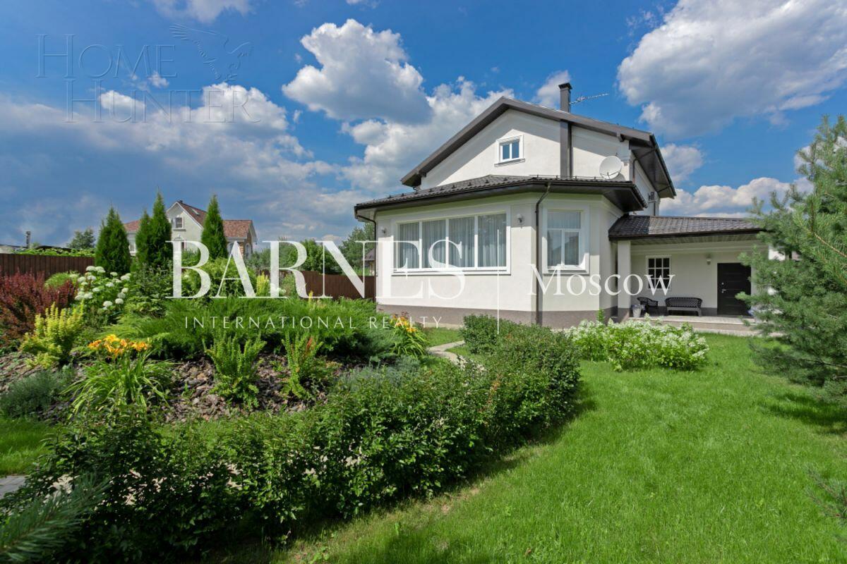2-этажный коттедж 450 м² с отделкой