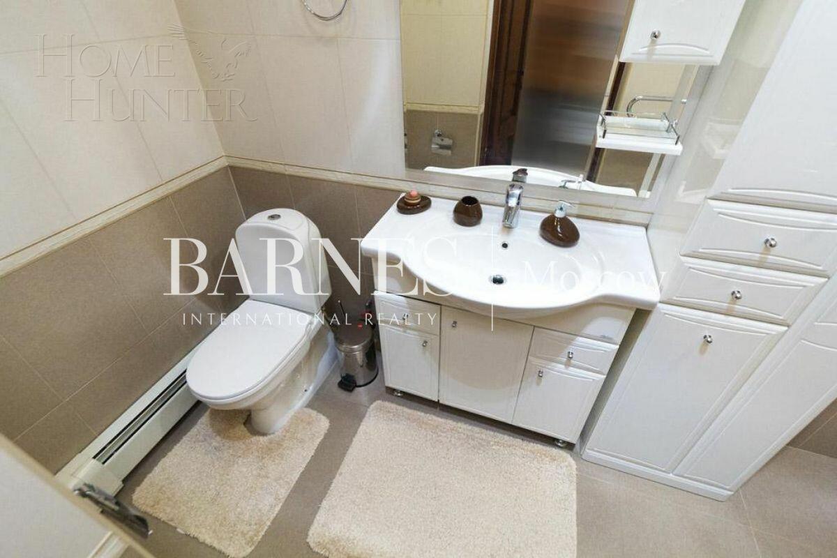 2-этажный коттедж 300 м² с отделкой