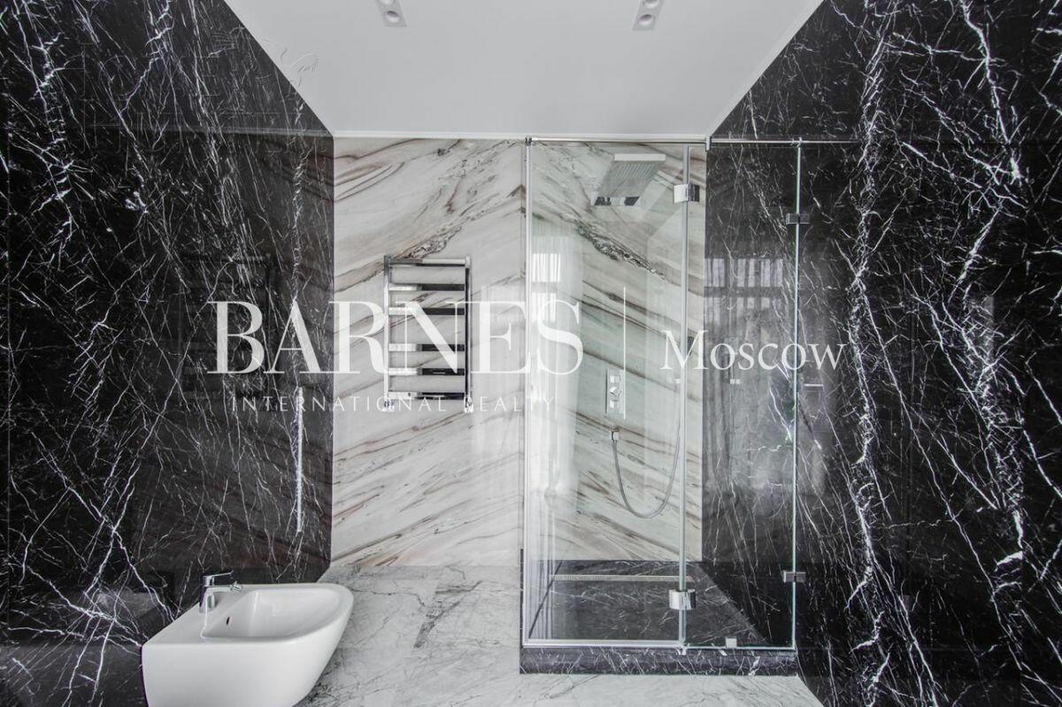 2-этажный коттедж 800 м² с отделкой