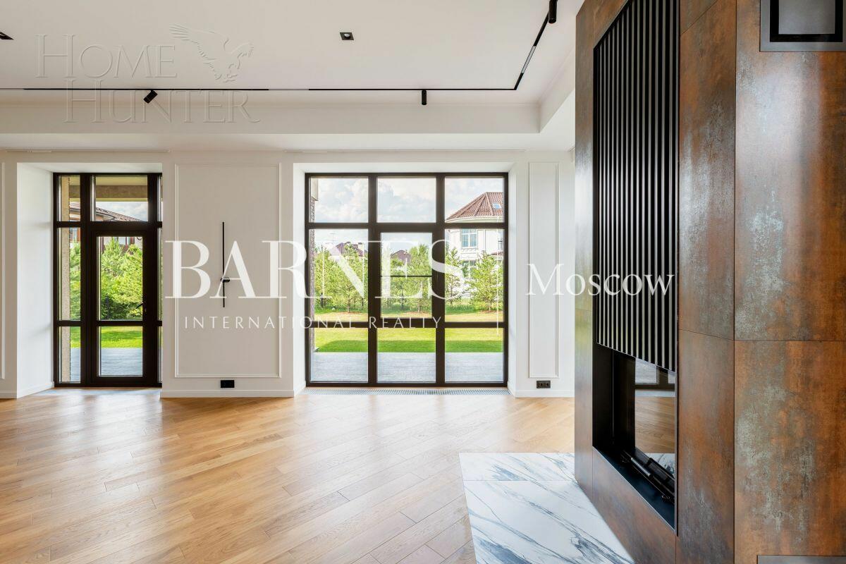 2-этажный коттедж 320 м² с отделкой