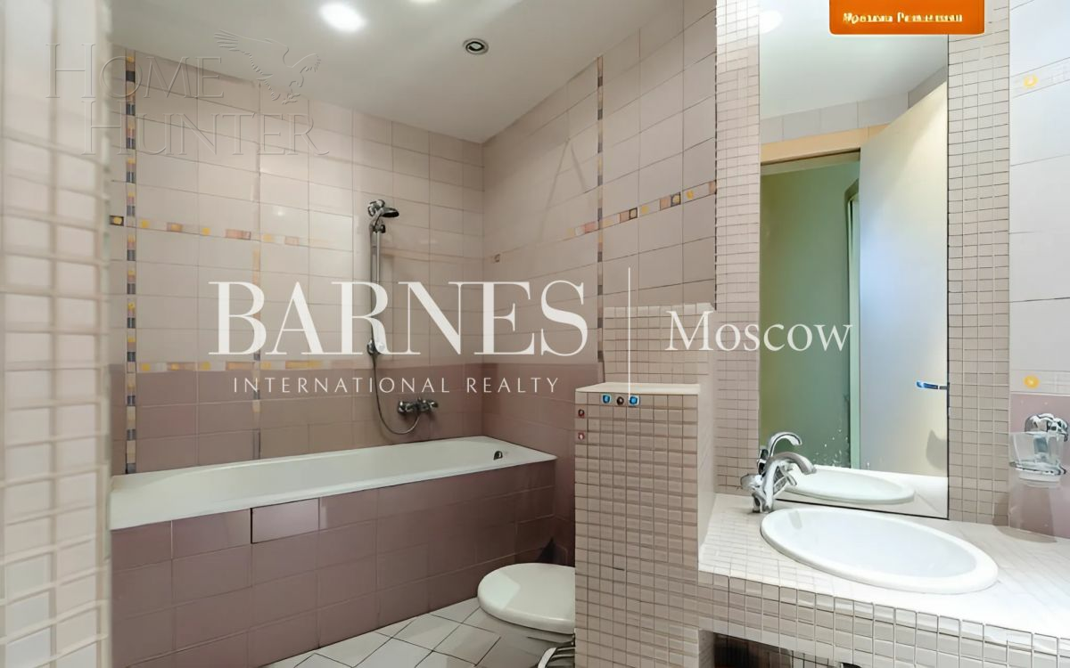 2-этажный коттедж 2 295 м² с отделкой