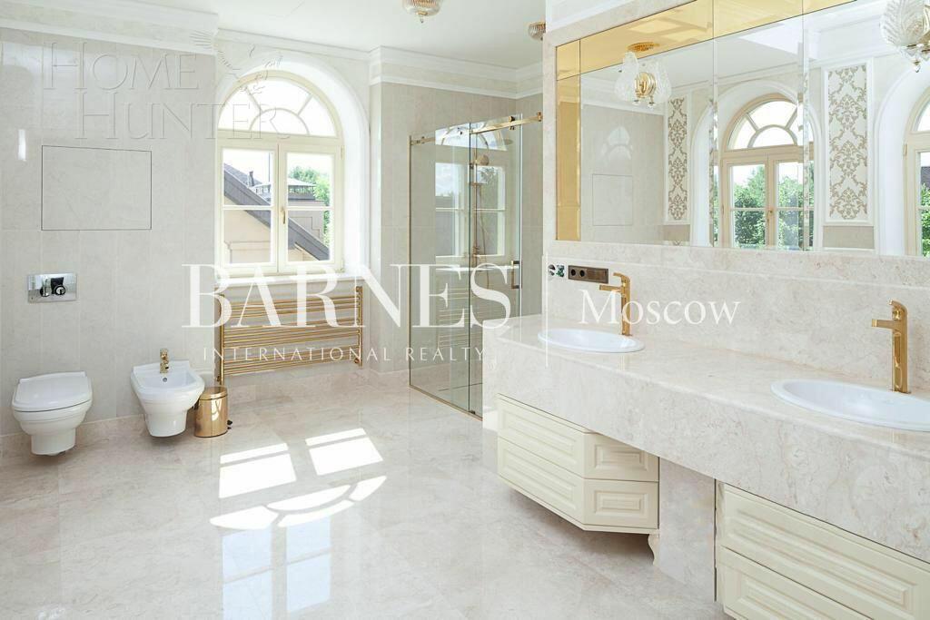 2-этажный коттедж 1 700 м² с отделкой