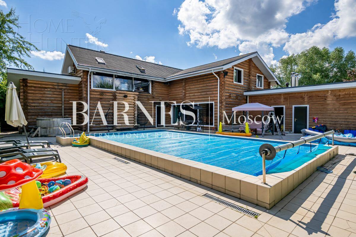 2-этажный коттедж 700 м² с отделкой