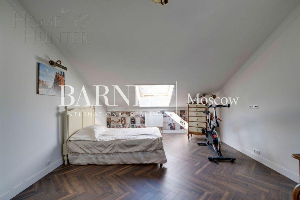 2-этажный таунхаус 252 м² с отделкой