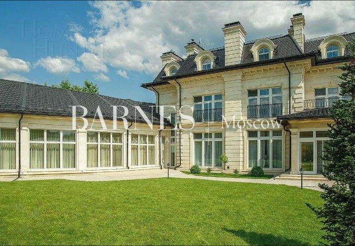 2-этажный коттедж 1 200 м² с отделкой