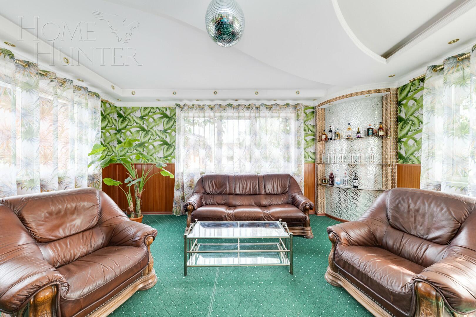 3-этажный коттедж 613.1 м² с отделкой