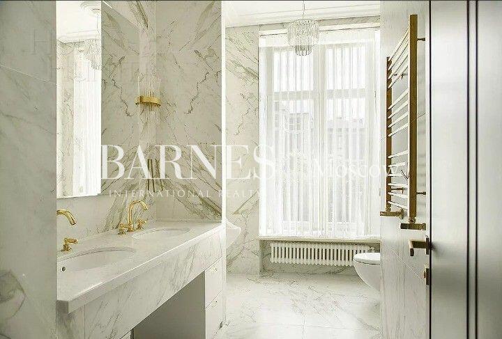 2-этажный коттедж 1 200 м² с отделкой