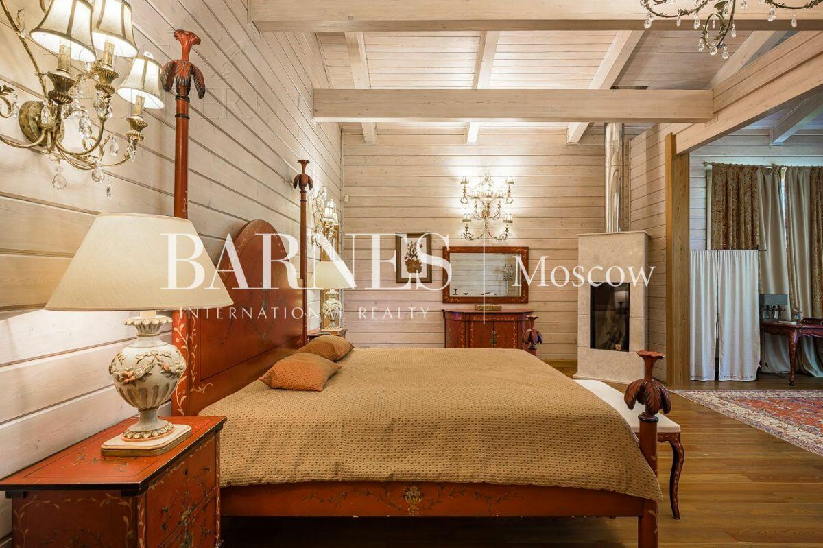 2-этажный коттедж 940 м² с отделкой