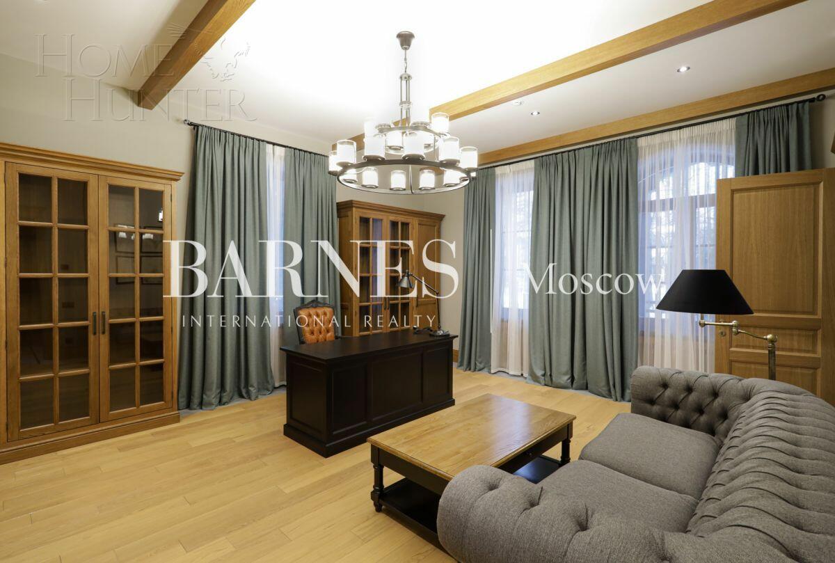 2-этажный коттедж 658 м² с отделкой