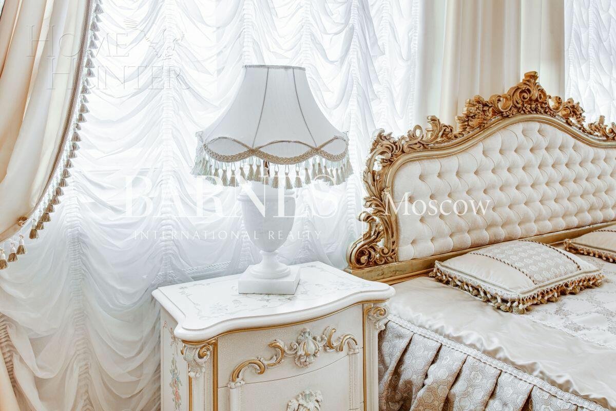 2-этажный коттедж 700 м² с отделкой