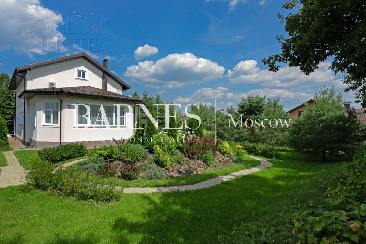 2-этажный коттедж 450 м² с отделкой