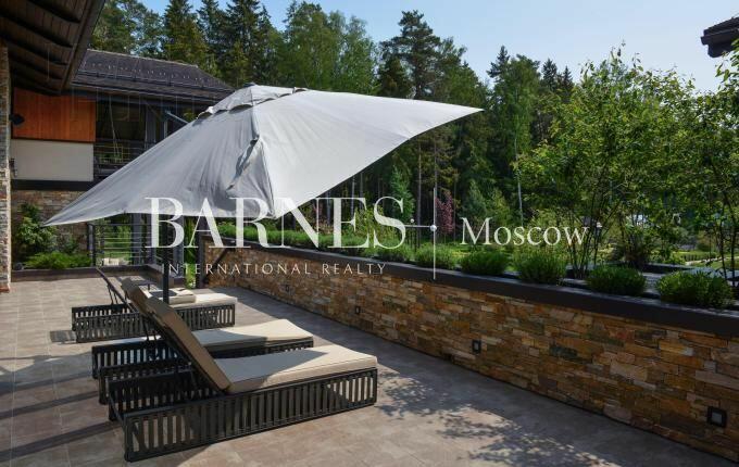 2-этажный коттедж 1 220 м² с отделкой