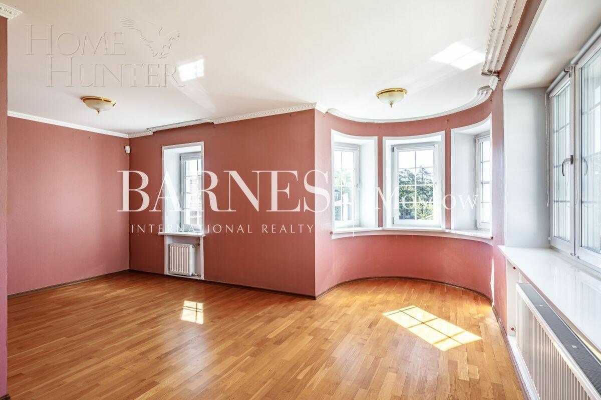 2-этажный коттедж 260 м² с отделкой