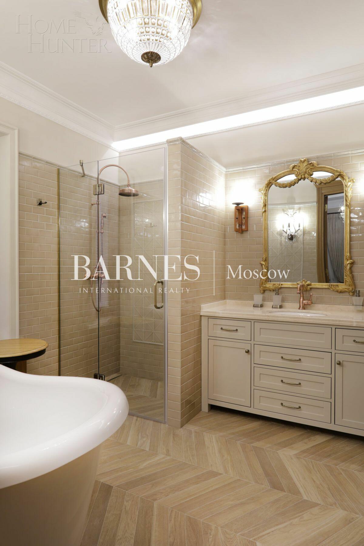 2-этажный коттедж 658 м² с отделкой