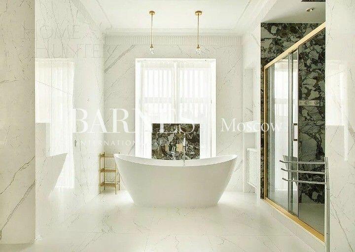 2-этажный коттедж 1 200 м² с отделкой