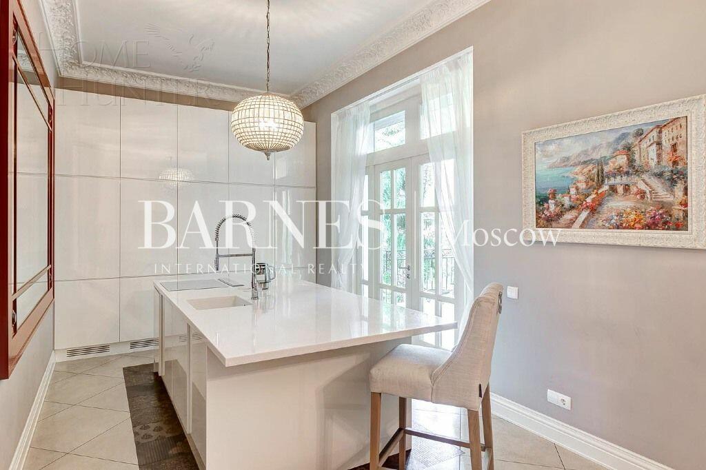 2-этажный коттедж 572 м² с отделкой