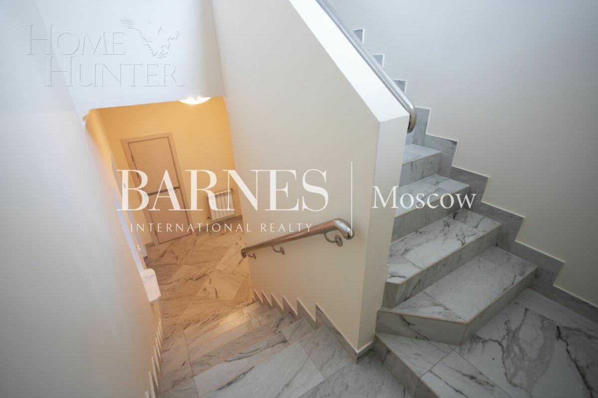 2-этажный коттедж 450 м² с отделкой