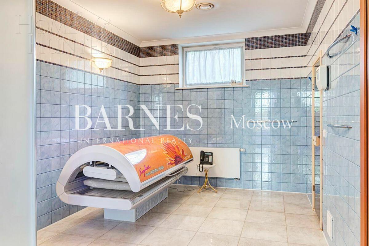 2-этажный коттедж 782.7 м² с отделкой