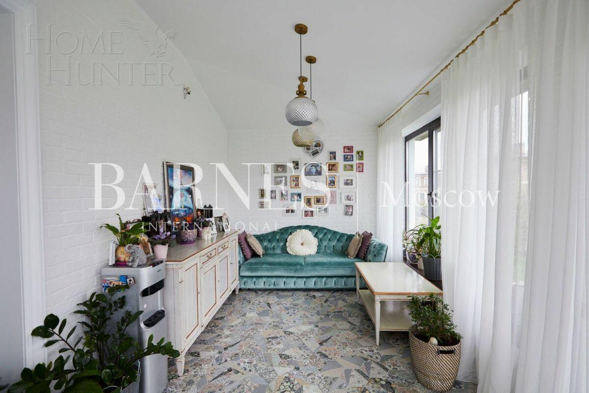 2-этажный коттедж 200 м² с отделкой