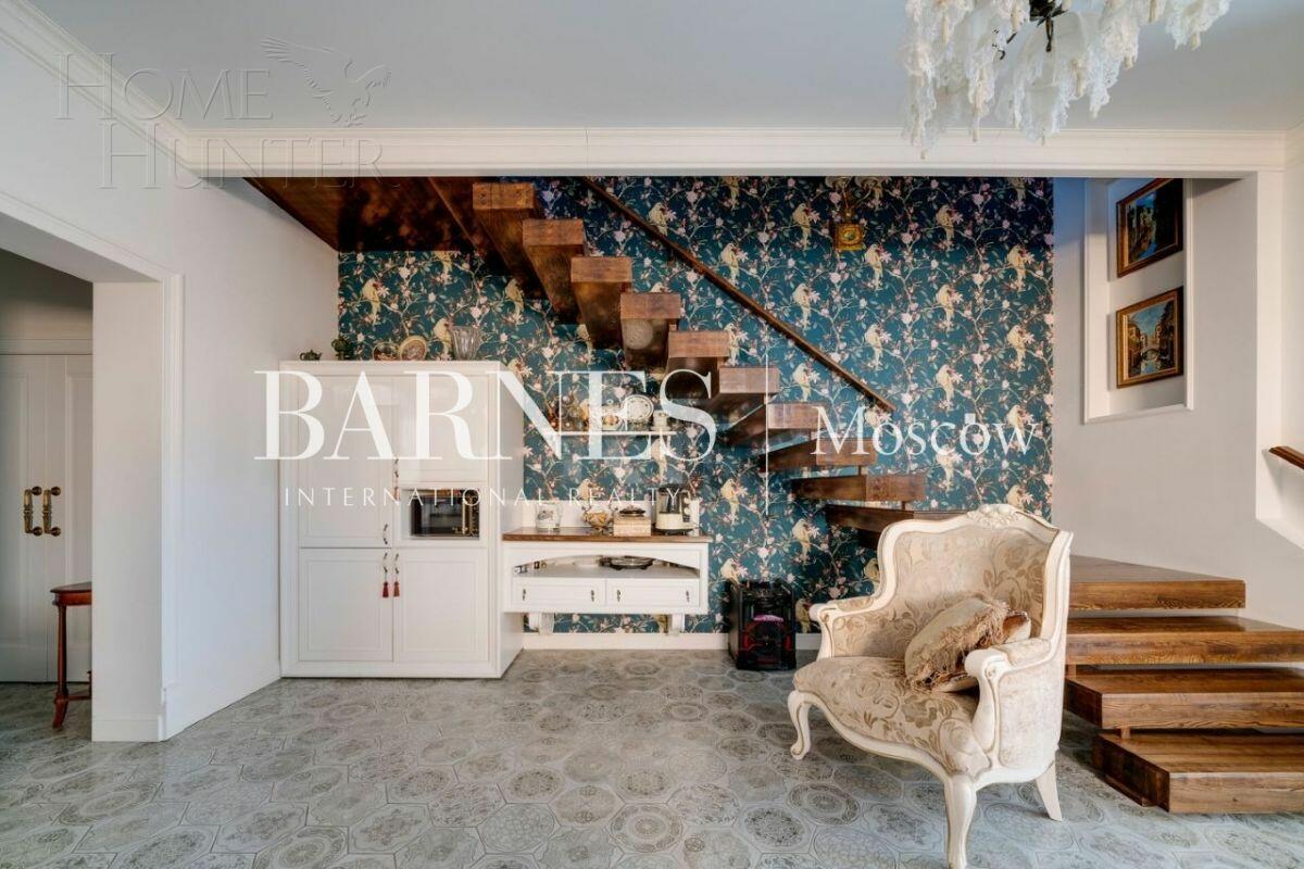 2-этажный таунхаус 252 м² с отделкой