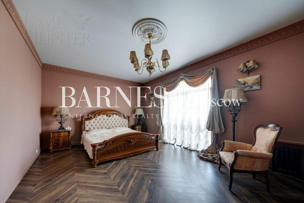 2-этажный таунхаус 252 м² с отделкой