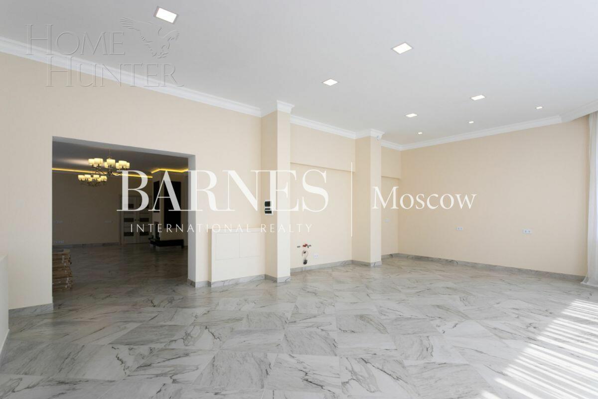 2-этажный коттедж 450 м² с отделкой